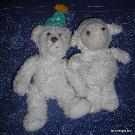 birthday-bear-and-lamby
