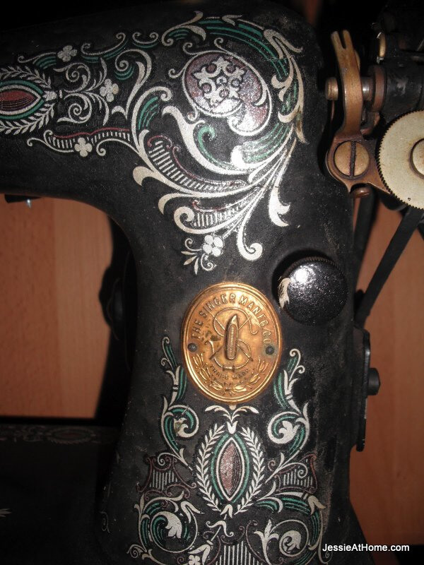 my-new-pretty-machine-close-up