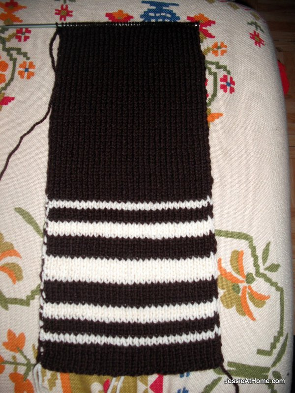 Knit-one-purl-one scarf