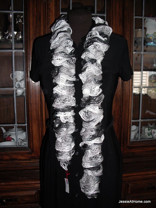 Free Crochet Pattern Spiral Net Ruffle Scarf Jessie At Home