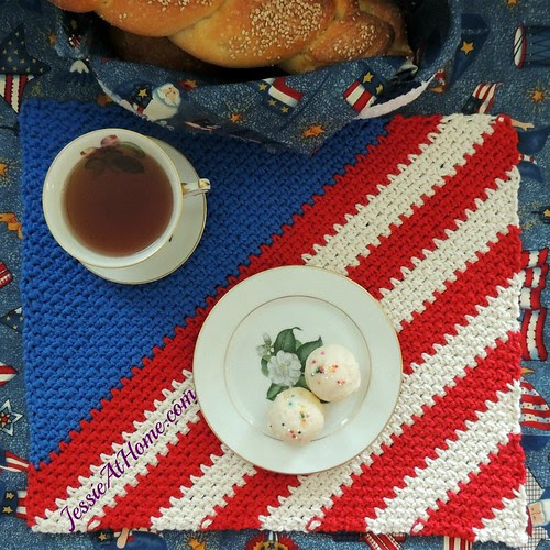 Crochet Patriotic Placemat by Jessie At Home