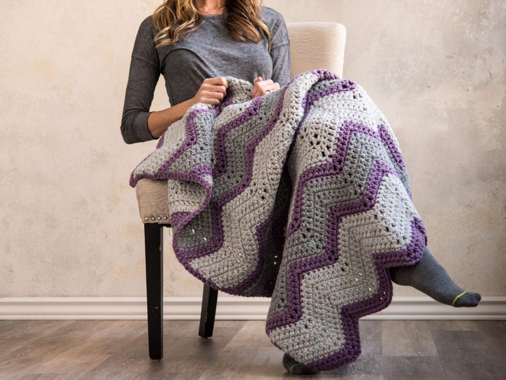 Vintage Bulky Chevron Throw Blanket Crochet Kit