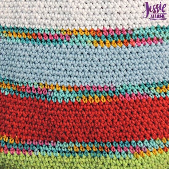 Yarnie Tote Bag - free crochet pattern by Jessie At Home - 3