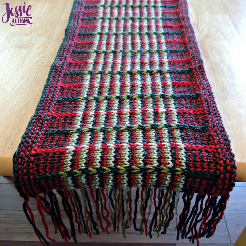 Christmas Slip Stitch Table Runner free knit pattern by Jessie At Home - 1