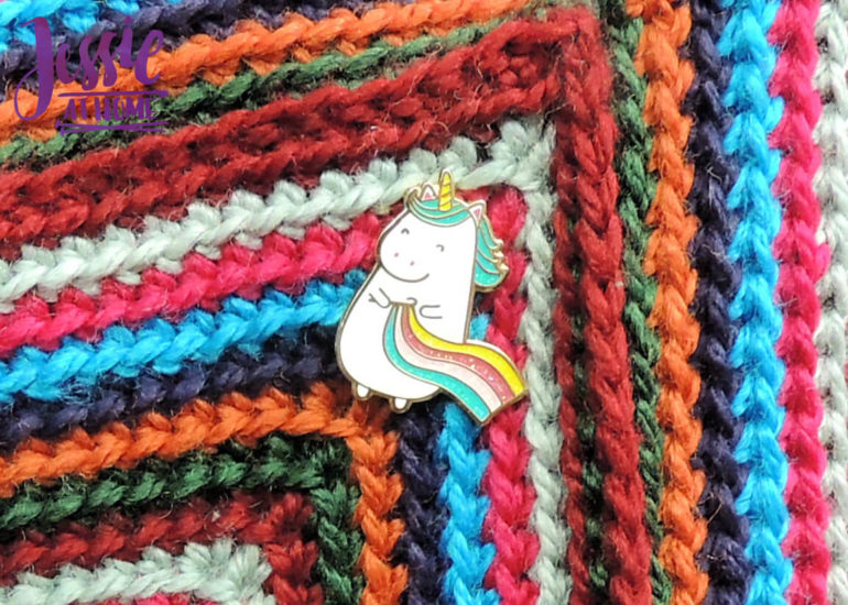 Outside In Purse crochet pattern by Jessie At Home - Unicorn Crocheting a Rainbow