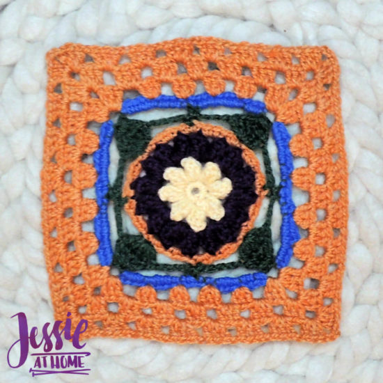 Granny Square Sampler Beginnings - Ginny's Grannies CAL Part 1 by Jessie At Home - Motif 3