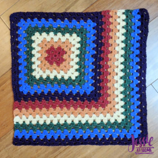 Granny Square Sampler Beginnings - Ginny's Grannies CAL Part 1 by Jessie At Home - Motif 6