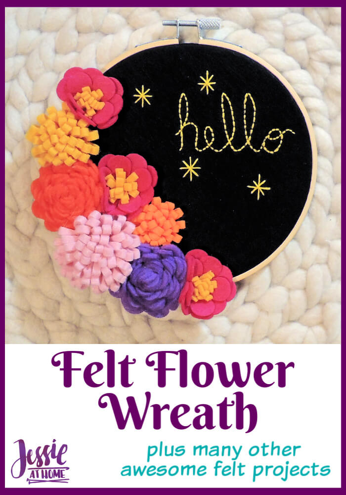 Felt Flower Wreath – Plus many other awesome felt projects!