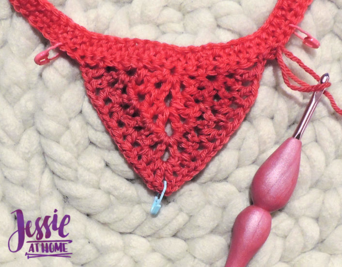 Juliette Shawl continuous shawl crochet pattern by Jessie At Home - Row 4