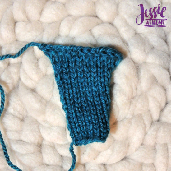 Bind Off Purl Wise Stitchopedia Video & Photo Tutorial by Jessie At Home - 10