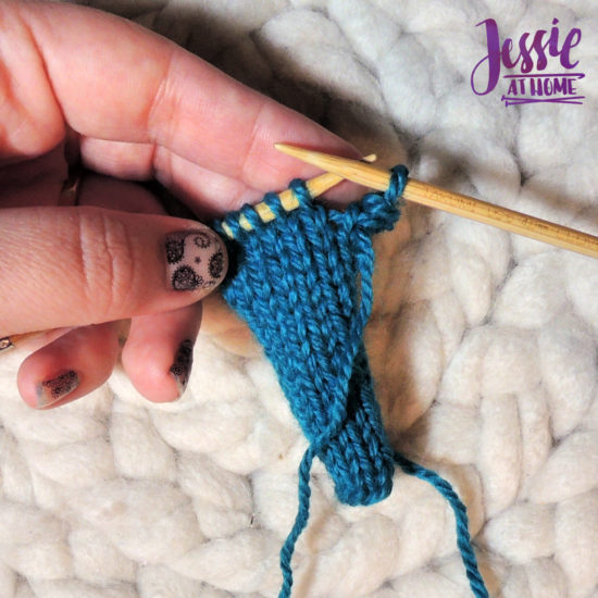 Bind Off Purl Wise Stitchopedia Video & Photo Tutorial by Jessie At Home - 4