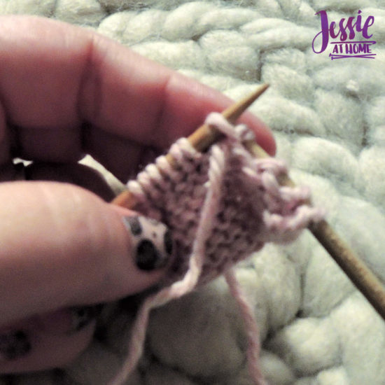 Purl Stitch Stitchopedia Video Tutorial by Jessie At Home - 4