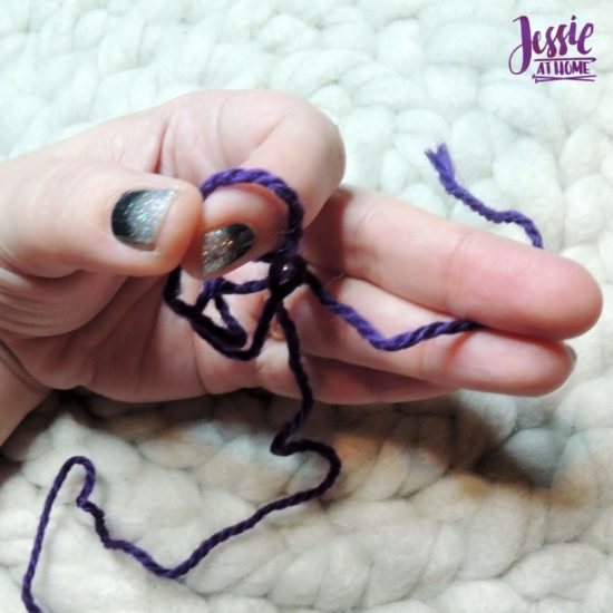 Slip Knot Video and Photo Tutorial Stitchopedia by Jessie At Home - 4