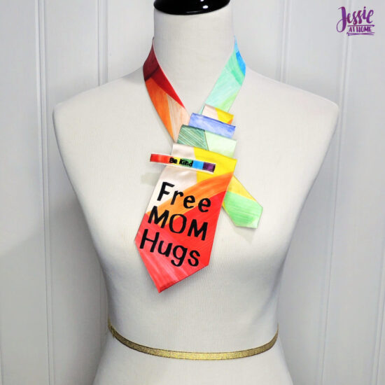 Free Mom Hugs Tie Centered Accordion Fold