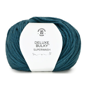 Blue Skein of Universal Yarn Deluxe Bulky Superwash